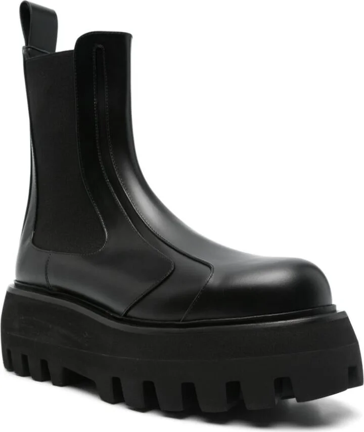 Alexander McQueen Black Glossy Leather Ankle Boots With Tank Sole - Image 2