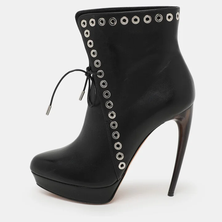 Alexander McQueen Black Leather Eyelet Trim Curve Heel Ankle Boots Size 37