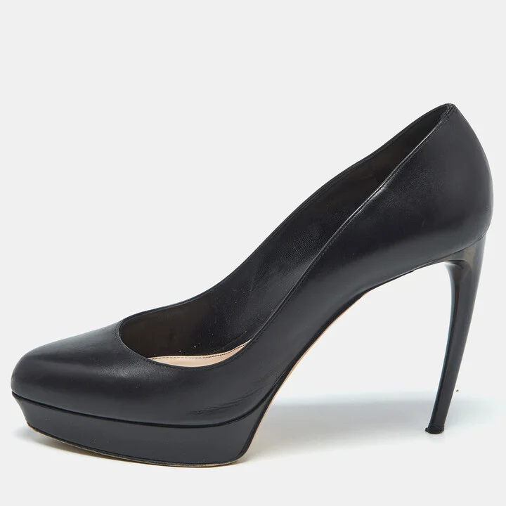 Alexander McQueen Black Leather Horn Heel Platform Pumps Size 40