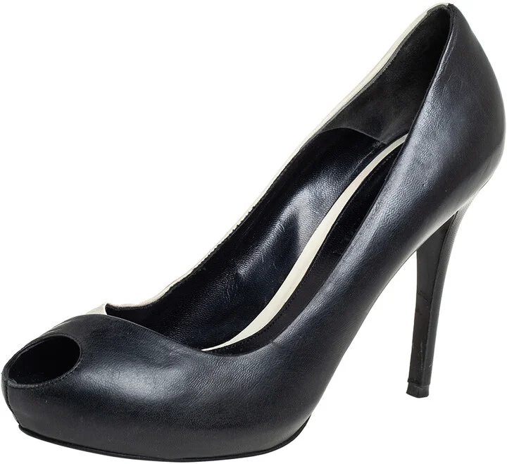 Alexander McQueen Black/White Leather Peep Toe Pumps Size 38.5