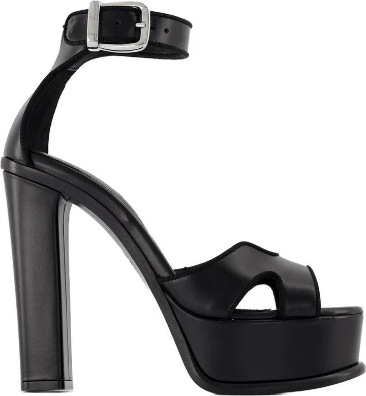 Alexander McQueen Pumps With Silver Hardware