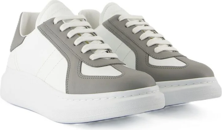 Alexander McQueen Sneakers Oversized - Image 2