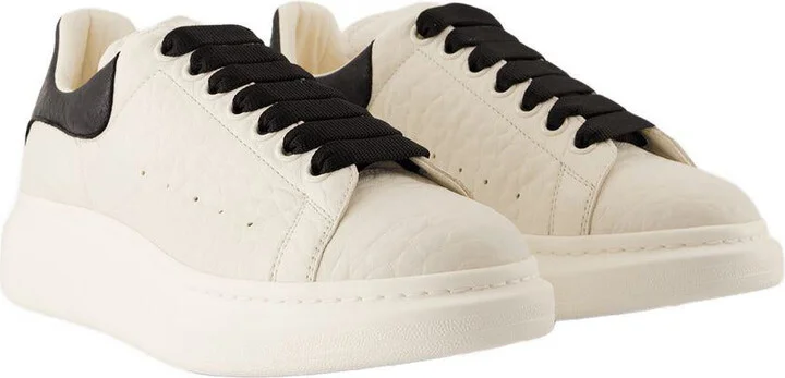 Alexander McQueen Sneakers Oversized - Image 2