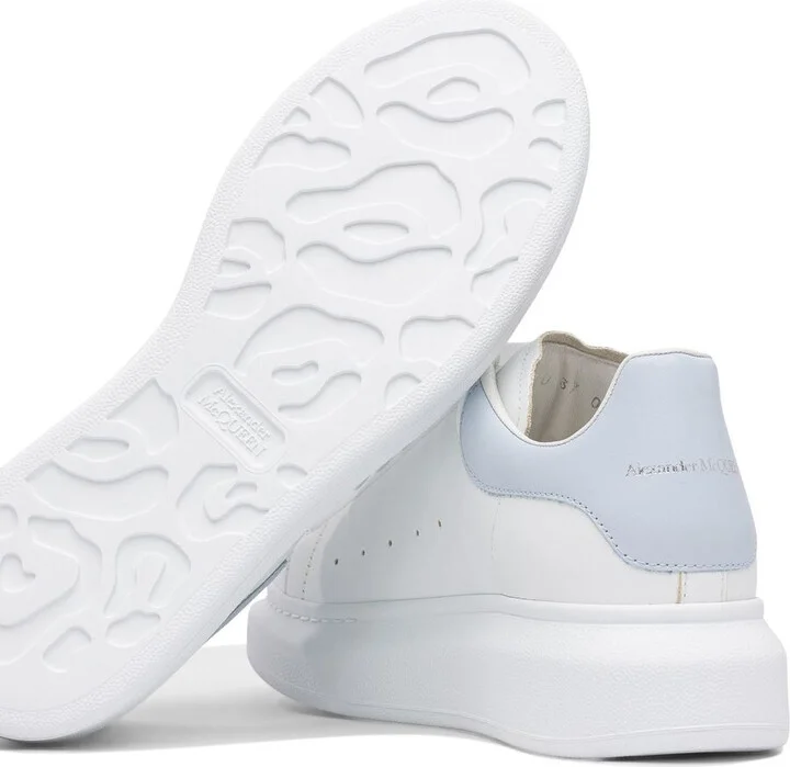 Alexander McQueen Sneakers Oversized - Image 5