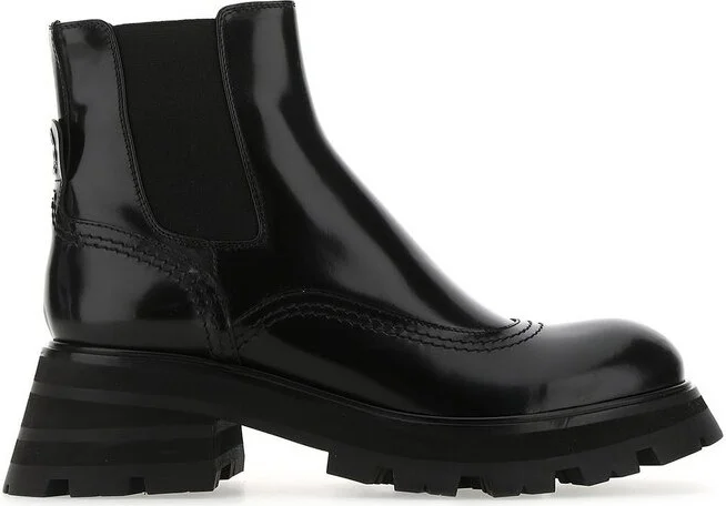 Alexander McQueen Wander Panelled Chelsea Boots
