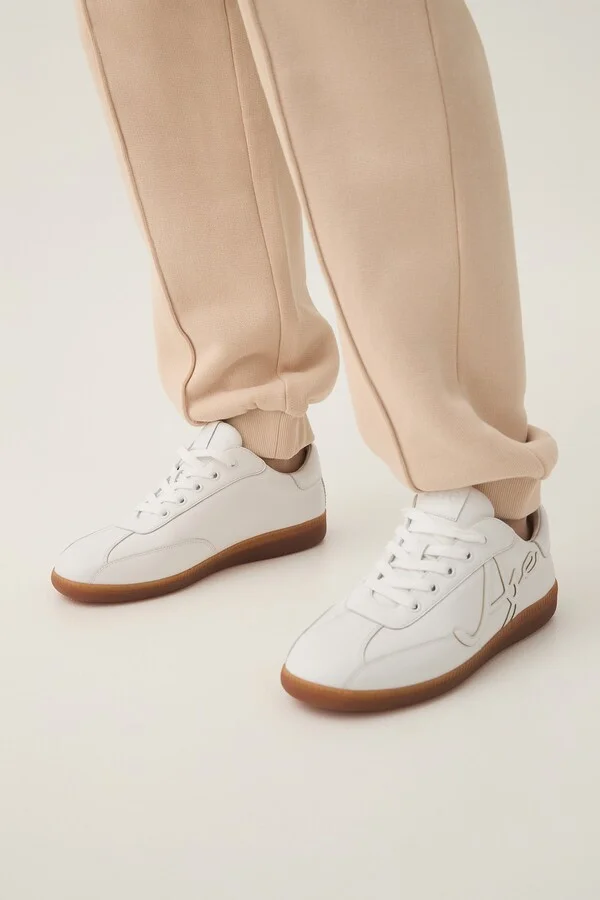 Alexandra Logo Sneaker In Colour White Size 35