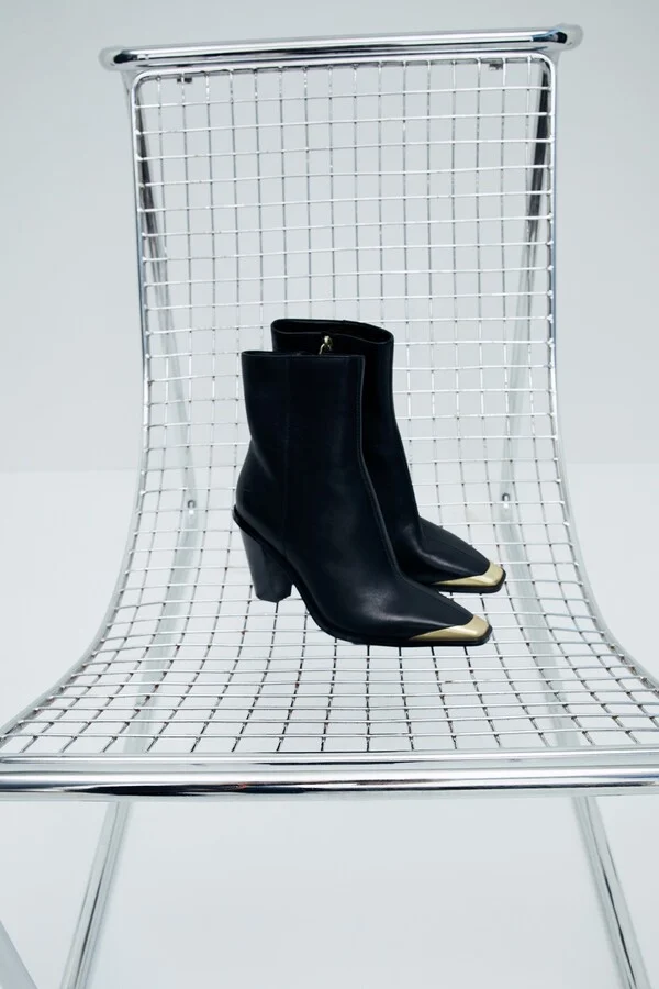 Alia High Boot In Colour Black Size 35