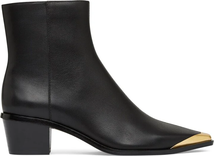 Alia Low Boot In Colour Black Size 35