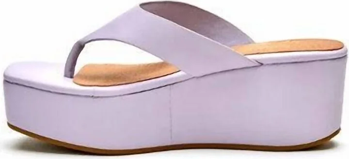 Alia Platform Sandal In Lilac