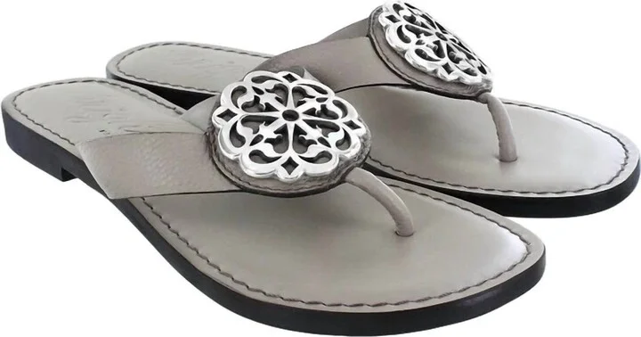 Alice Classic Sandal In Beechwood