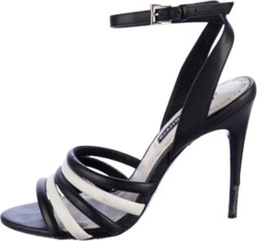 Alice + Olivia