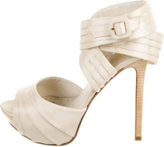 Alice + Olivia