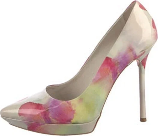 Alice + Olivia