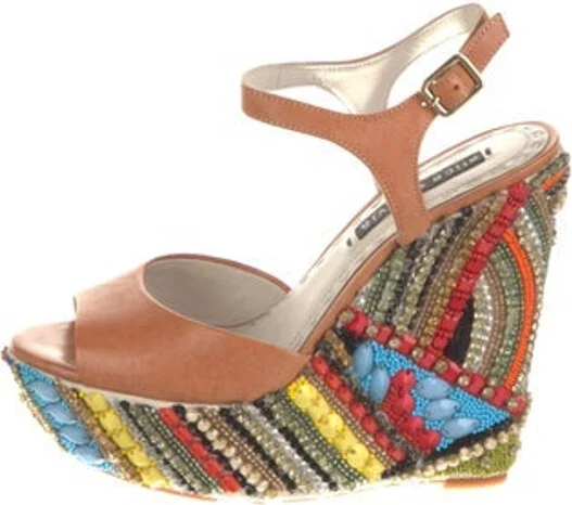 Alice + Olivia