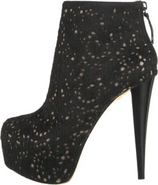 Alice + Olivia