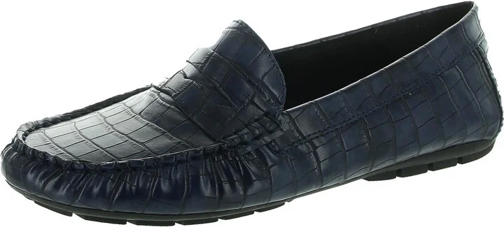 Alika Womens Embossed Crocodile Print Loafers