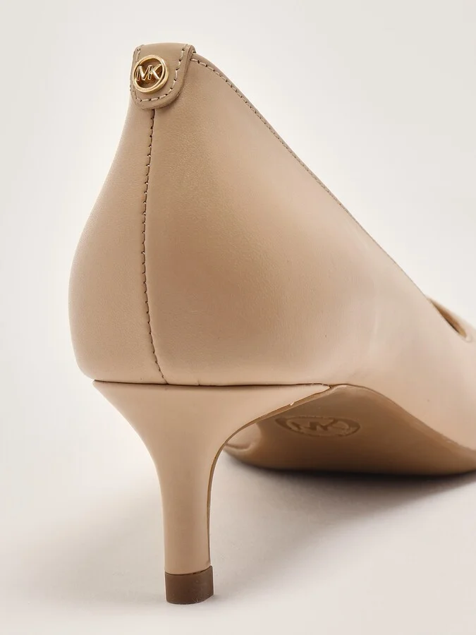 Alina Flex Kitten Pump Pump - Image 5