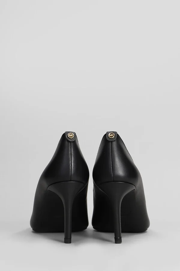 Alina Flex Pump Pumps In Black Leather - Image 4