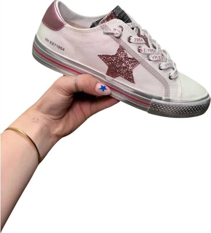 Alive 25 Sneakers In Pink