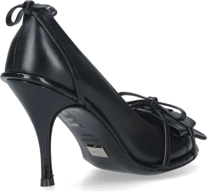 All In With Heel - Image 4