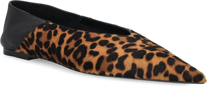 All-over Patterned Pointed Toe Flat Shoes - Image 2