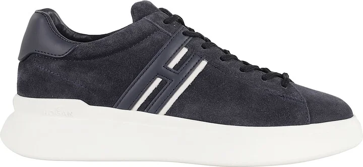 Vu Black White