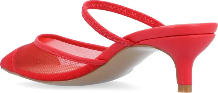 Allana Pointed Toe Pump - Image 2