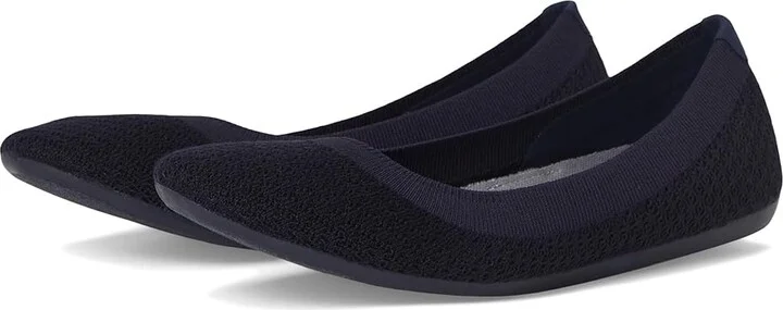 Allbirds Tree Breezer Retreat Knit Women's Snow Shoes Dark Navy : 6 B - Medium, Mesh
