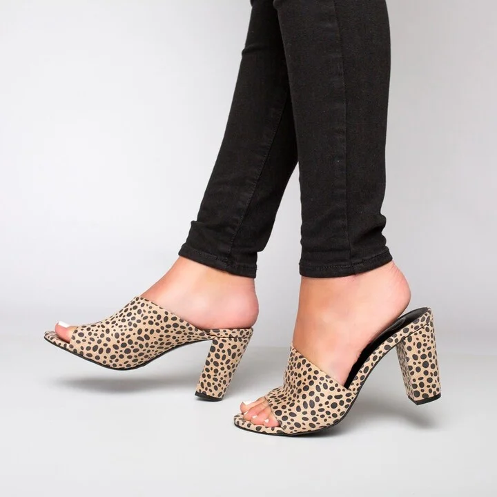 Allea Slide Sandal - Image 6