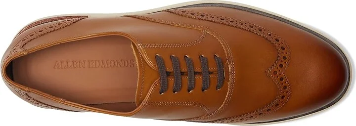 Allen Edmonds Carson Wing Oxford Shoes Men's Shoes Walnut Leather : 10.5 D (M) - Image 2