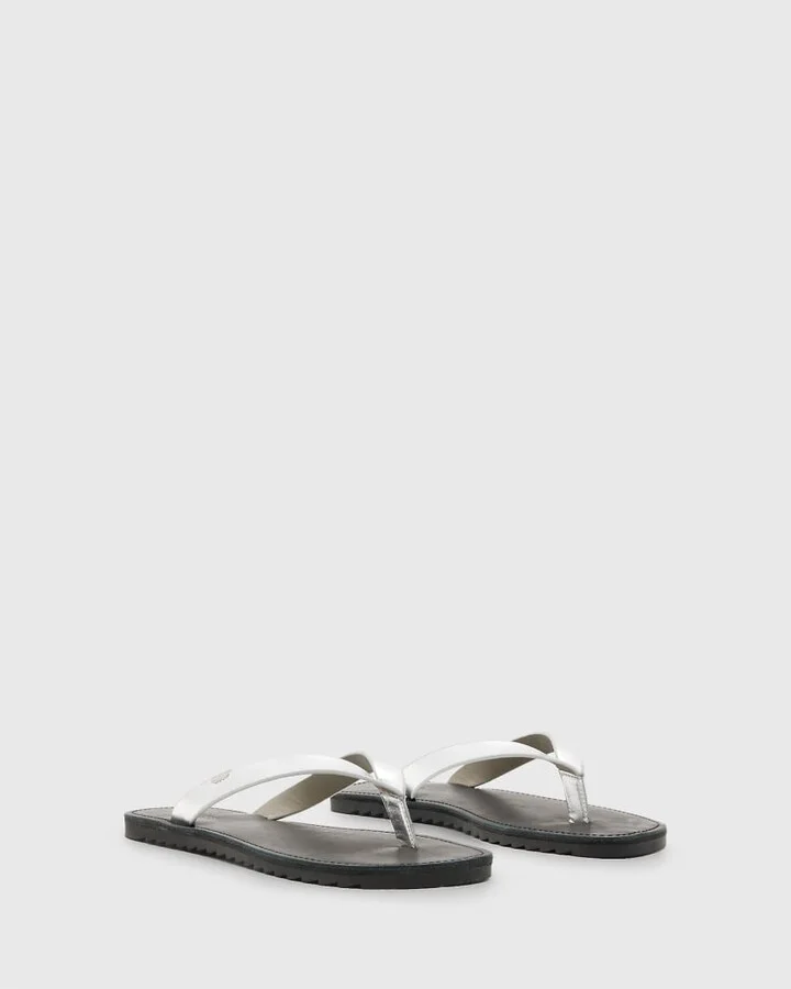 AllSaints Sydney leather thong sandals in silver - Image 4