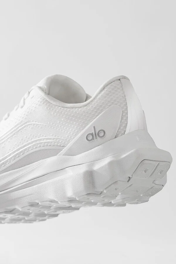 ALO Runner in White Shoes, Size: 10M in 11.5W - Image 8