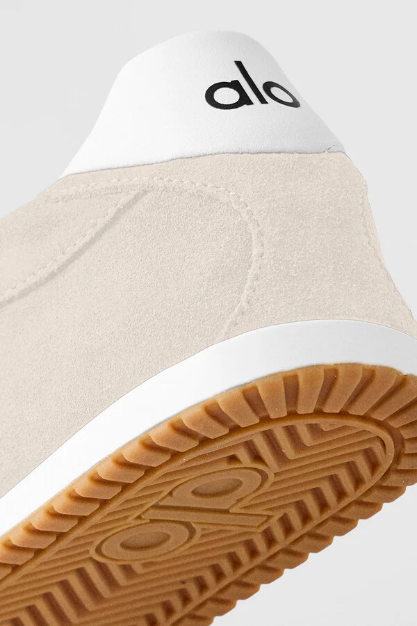 ALO Sunset Sneaker in Black, Size: 5W - Image 11