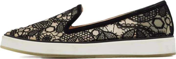 Alona lace sneakers