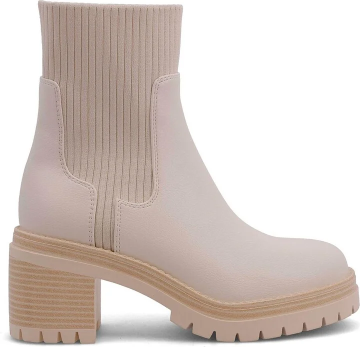 Alonza Womens Lugged Sole Leather Chelsea Boots