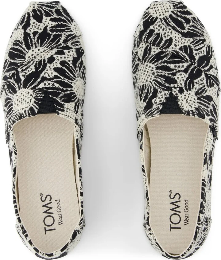 Alpargata Classic Floral Eyelet - Image 5