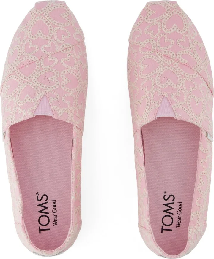 Alpargata Classic Hearts Eyelet - Image 4