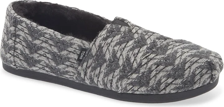 BLACK/ GREY