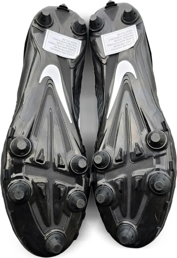 Alpha Menace Varsity 2 "Black" cleats - Image 5