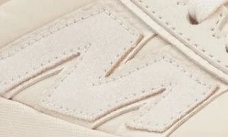 Altive Sneaker - Image 7