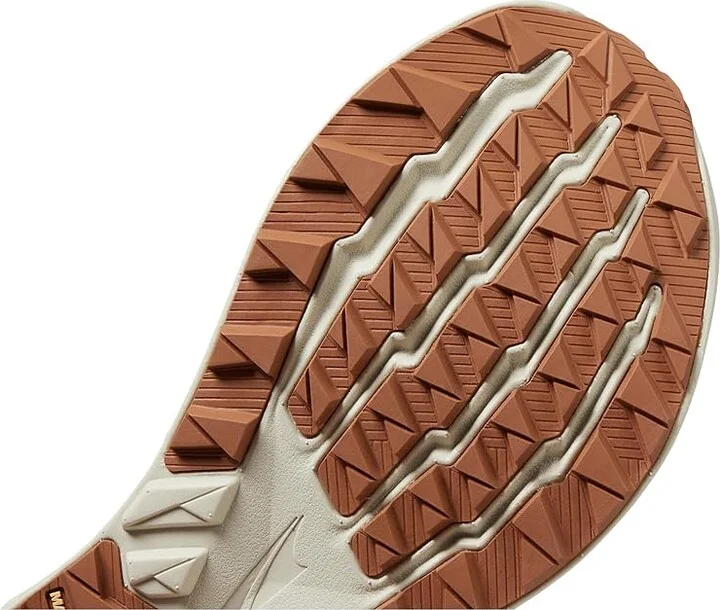 Altra Experience Wild Women's Running Shoes Taupe : 6 B - Medium, Rubber - Image 6