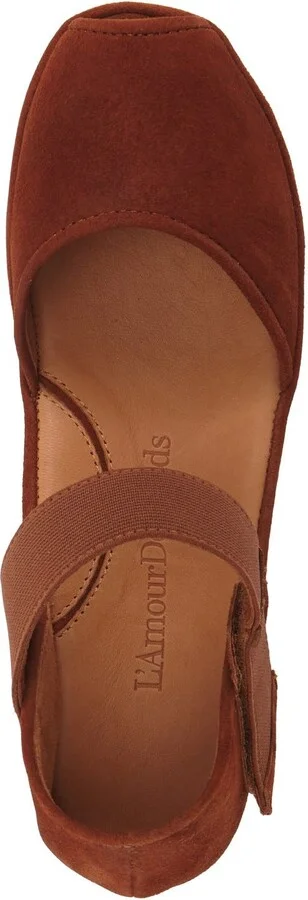 Amadour Platform Sandal - Image 10