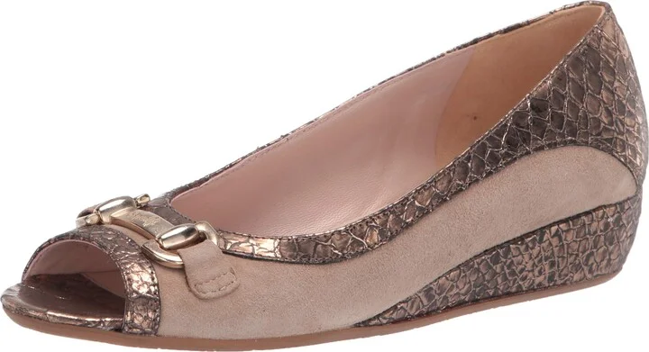 Amalfi by Rangoni Women's Ibbie Wedge Pump