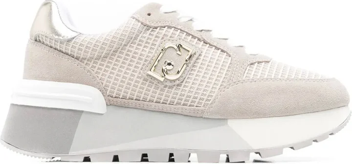 Amazing 25 sneakers
