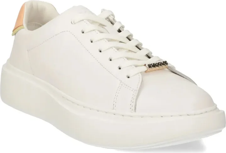 Amber Tenn trainers - Image 2