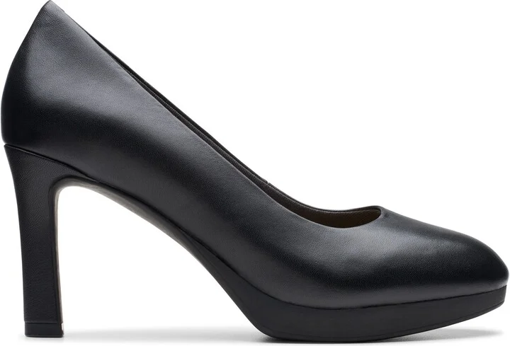 Ambyr Braley Pump - Image 3