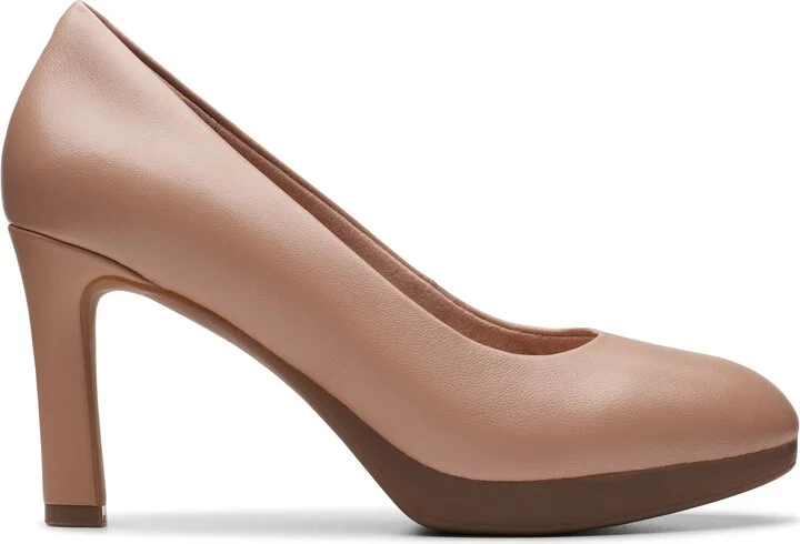 Ambyr Braley Pump - Image 3
