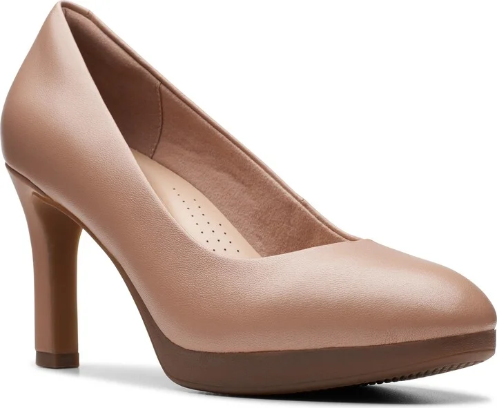 WARM BEIGE LEATHER