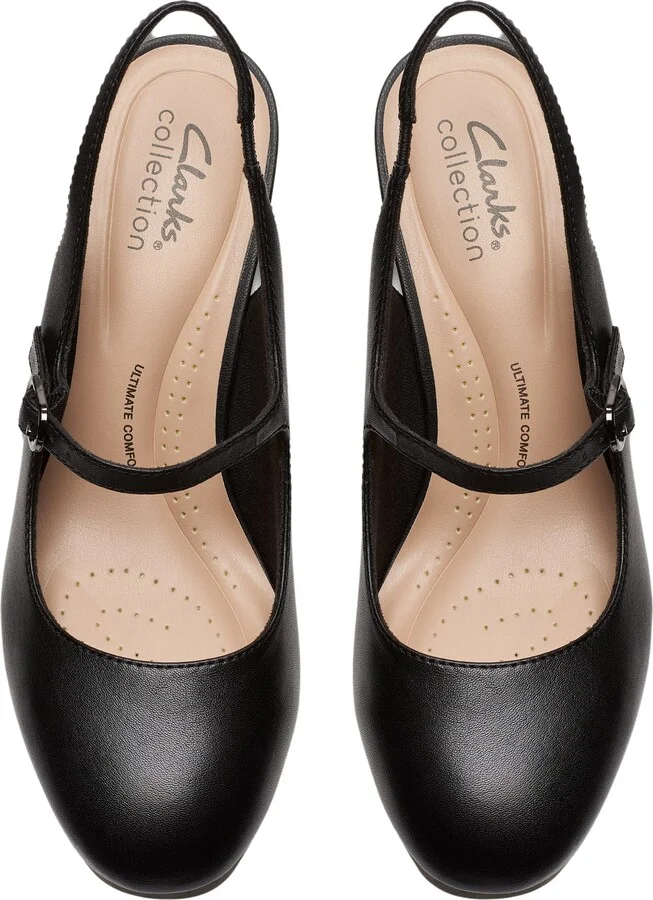 Ambyr Grace Pump - Image 4