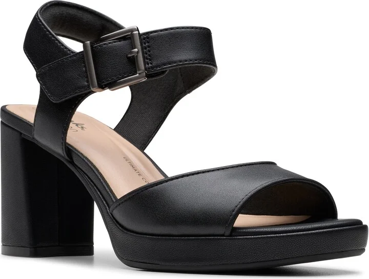 Ambyrlyn Faye Sandal